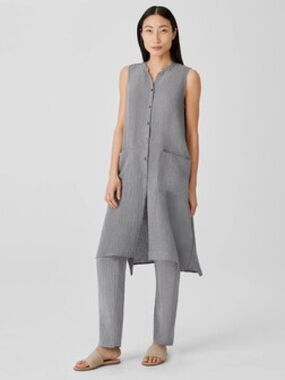 Puckered Organic Linen Long Shirt and Puckered Organic Linen Tapered Pant